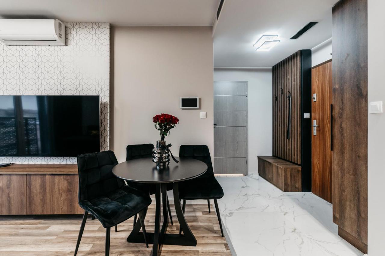 Apartamenty Park City Ostrów Wielkopolski Exteriér fotografie